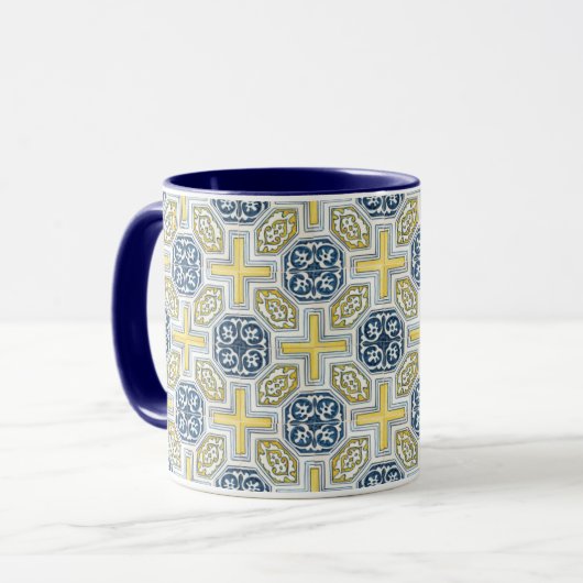 Geometrische blauwe gele Faux Tile Coffee Mok (Voorkant links)