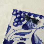  Geometrische Blauwe Tile Monogrammen Strandlaken (In situ)