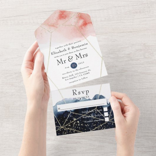 Geometrische bruiloft van de marine en Blush Water All In One Uitnodiging (Afscheurbaar)