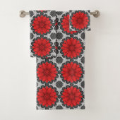 Geometrische Daisy Pattern in Red Black & White Bad Handdoek (Insitu)