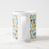 Geometrische driehoekspatroon grote koffiekop (Achterkant)