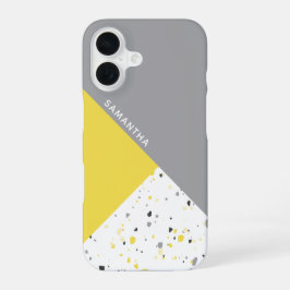 Geometrische geelgrijs terrazzopatroon met naam iPhone 16 hoesje