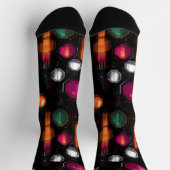 Geometrische gloed in smaragd, magenta op zwart sokken (Top)