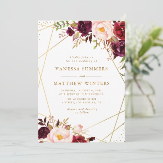 Geometrische gouden lijst bordeauxrode bloemen bru kaart (Staand voorkant)