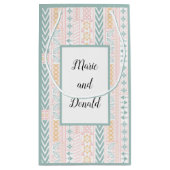 Geometrische groen doorsnede klein cadeauzakje (Achterkant)