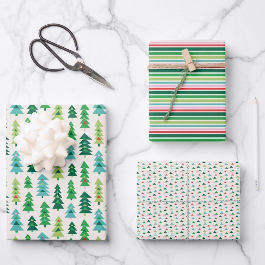 Geometrische kerstbomen op crème inpakpapier vel (Voorkant)