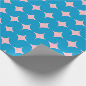 Geometrische middeleeuwse patronen in blauw en roz cadeaupapier (Hoek)