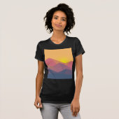 Geometrische minimalistisch ritsgebergte t-shirt (Voorkant volledig)