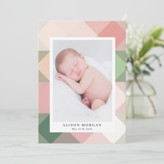 geometrische pastel moderne geboorteaankondiging kaart (Staand voorkant)
