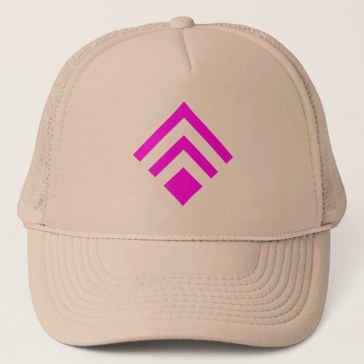 Geometrische Pijl 02 - Magenta Trucker Pet (Voorkant)