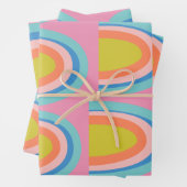 Geometrische regenboogpatronen afspelen in helder  inpakpapier vel (In situ)