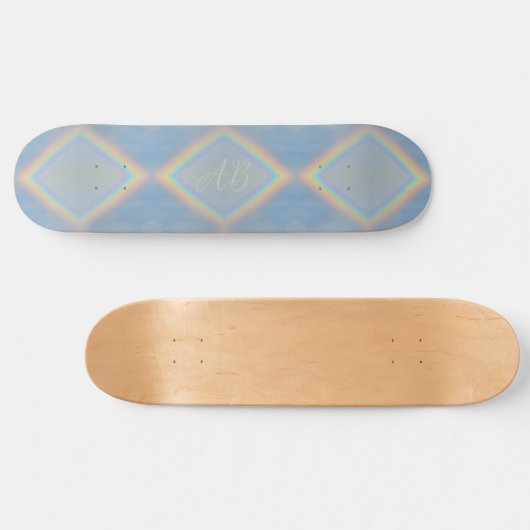 Geometrische regenboogpatronen met Initialen Persoonlijk Skateboard (Horizontaal)
