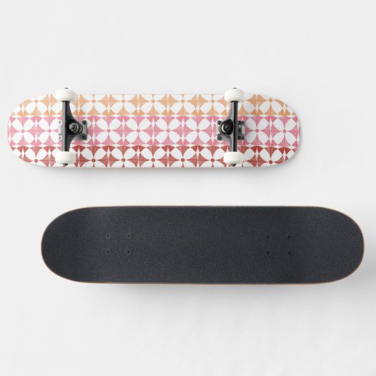 Geometrische rode ikat strepen patroon skateboard (Horizontaal)