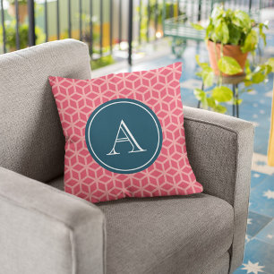 Geometrische roze, monogram met gepersonaliseerde  kussen