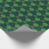 Geometrische St. Patrick's Day Keltische Triskele Cadeaupapier (Hoek)