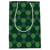 Geometrische St. Patrick's Day Keltische Triskele Medium Cadeauzakje (Voorkant)
