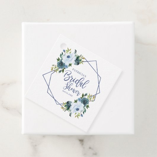 Geometrische stoffige blauwe bloemige bruidsdouche bedankjes labels (In situ)
