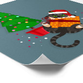 Geometrische tabbykat speelt met kerstcadeau poster (Hoek)