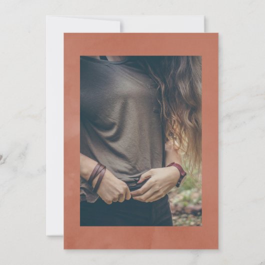 Geometrische Terracotta Celebration of Life Kaart (Achterkant)