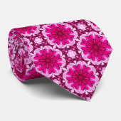 Geometrische ventilatorpatronen in Bourgogne en Ma Stropdas (Opgerold)