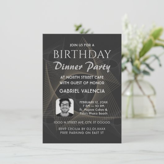 Geometrische Verjaardag Diner Party Uitnodiging (Staand voorkant)