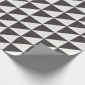 Geometrische, vervaagde zwarte en off-white drieho cadeaupapier (Hoek)