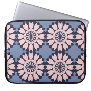 Geometrische vormen: Decoratief naadloos patroon. Laptop Sleeve