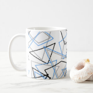 Geometrische vormen met krijt op wit koffiemok