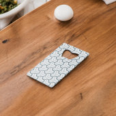 Geometrische vormen naadloos patroon creditkaart flessenopener