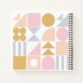 Geometrische vormen Patroon in Pastel Pink en Gold Notitieboek (Achterkant)