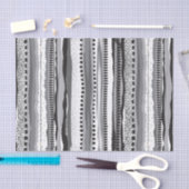 Geometrische vormgeving van zwarte en witte tribal tissuepapier (Craft)