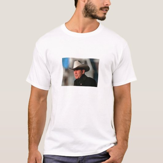 George W. Struik - in het zwart met cowboy pet T-shirt (Voorkant)