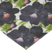 Georgia O'Keefe 1925 Black en Paarse Petunias Tafelkleed (Gekanteld)