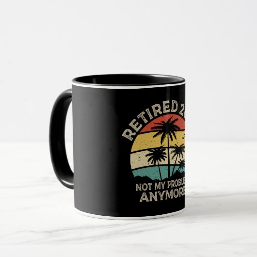 Gepensioneerd 2024 Mijn probleem niet meer, meer p Mok (Voorkant links)