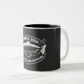 Gepensioneerd 2024 niet mijn probleem meer grappig tweekleurige koffiemok (Voorkant rechts)