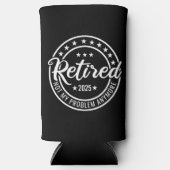 Gepensioneerd 2025 niet meer mijn probleem seltzer blikjeskoeler (Voorkant)