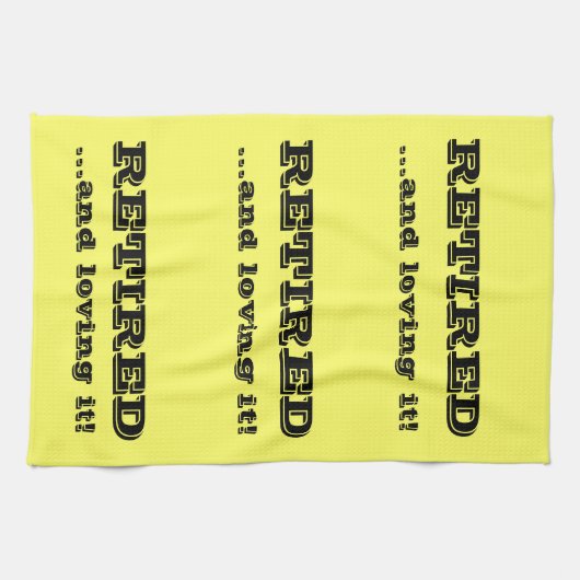 Gepensioneerd en liefhebbend Gepersonaliseerd keuk Theedoek (Horizontaal)