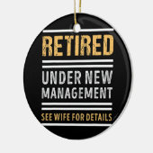 Gepensioneerd in verband met de nieuwe managementf keramisch ornament (Links)