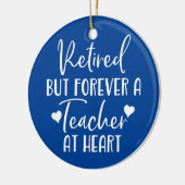 Gepensioneerd, maar altijd leraar aan het hart. keramisch ornament (Links)