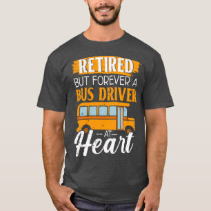 Gepensioneerd, maar nooit een busbestuurder in het t-shirt