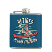 Gepensioneerd mijn werk is peddelen kajak heupfles (Voorkant)