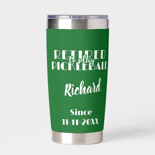 Gepensioneerd om te spelen Pickleball Modern Green Geïsoleerde Drinkbeker (Achterkant)