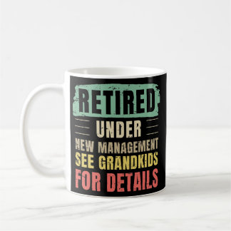 Gepensioneerd onder nieuw management zie kleinkind koffiemok