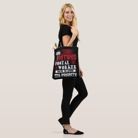 Gepensioneerd Postpersoneel Funny Deliverer Retire Tote Bag (Op model)