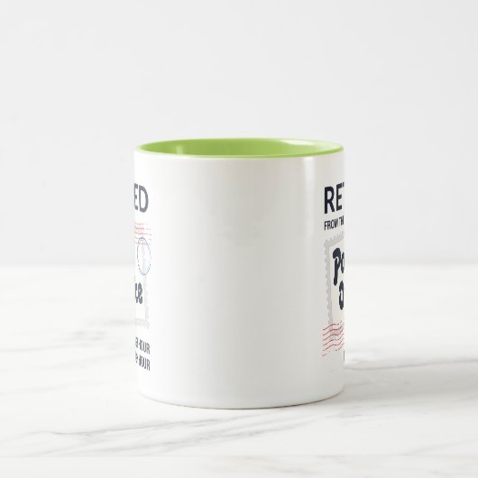 Gepensioneerd postpersoneel in ruste Brivelty Tweekleurige Koffiemok (Center)