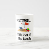 Gepensioneerd.. zie je bij het strand porselein kop (Voorkant)