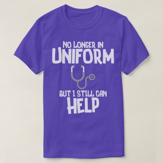 Gepensioneerde arts niet langer in uniform, maar i t-shirt (Design voorkant)