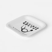 Gepensioneerde arts Stethoscoop Sassy Grappig Pens Papieren Bordje (Gebogen)