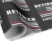 Gepensioneerde brandweerman met rode lijn cadeaupapier (Rol Hoek)