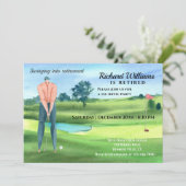 Gepensioneerde Golf Man speler Swinging in Pensioe Kaart (Staand voorkant)